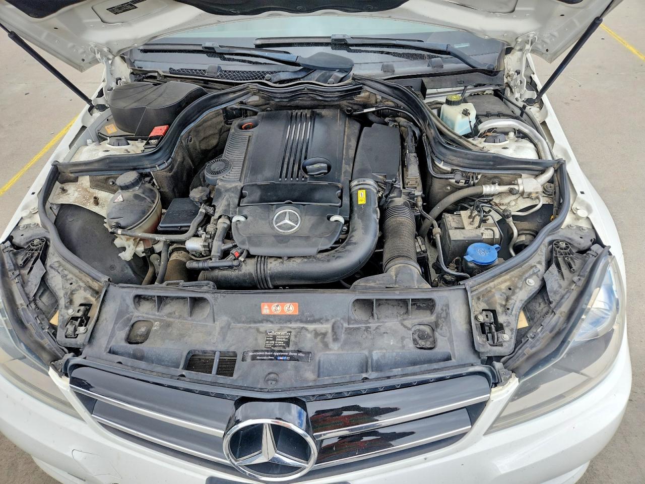 2015 MERCEDES-BENZ C 250 photo 11