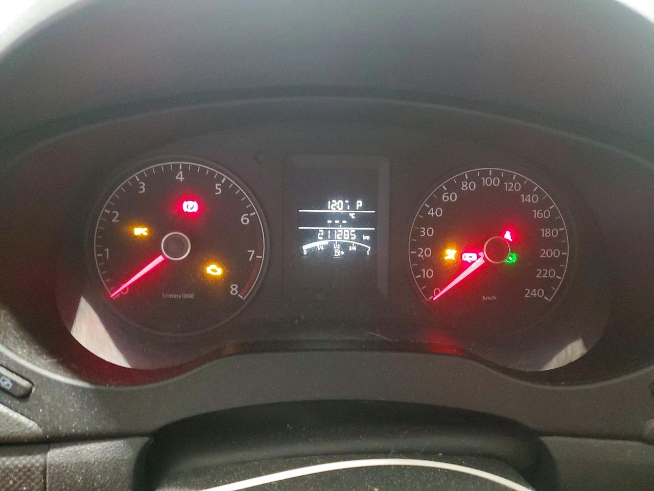 2012 VOLKSWAGEN JETTA BASE photo 9