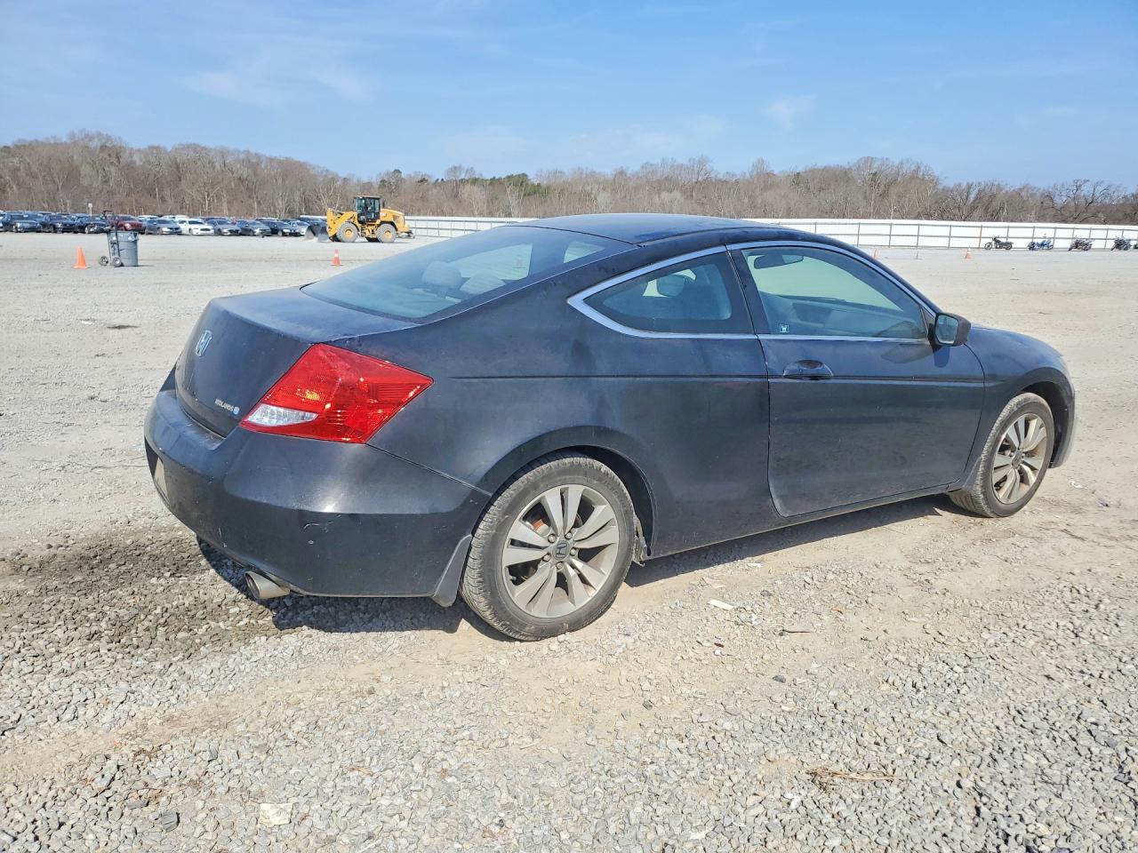 2012 HONDA ACCORD LX photo 3