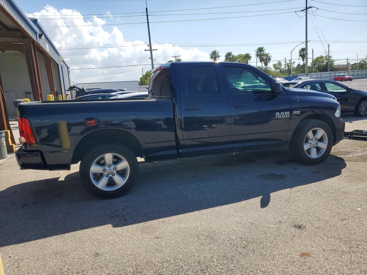 2013 RAM 1500 ST photo 5