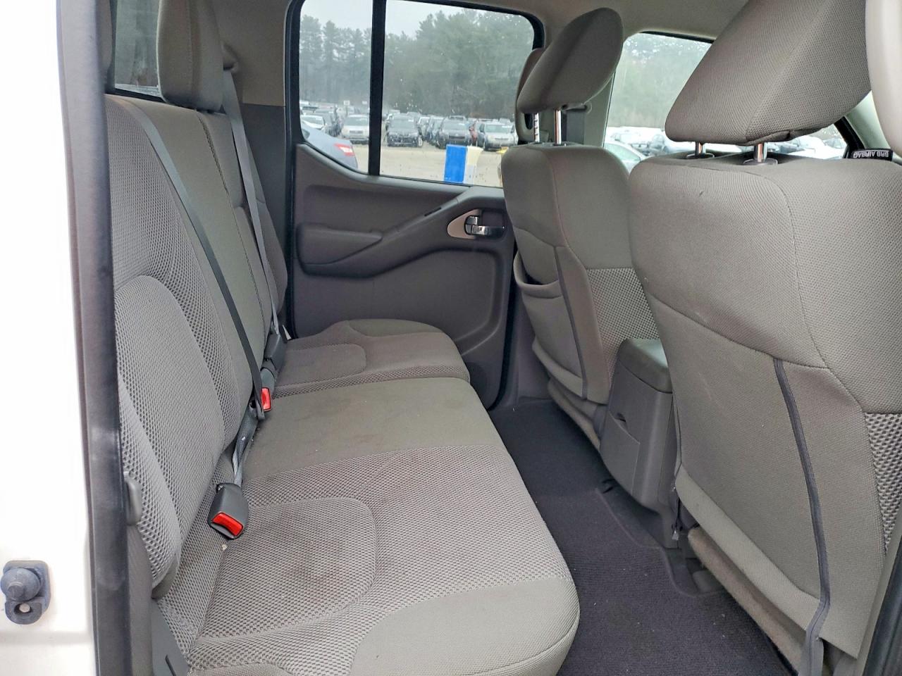 2019 NISSAN FRONTIER SV photo 19
