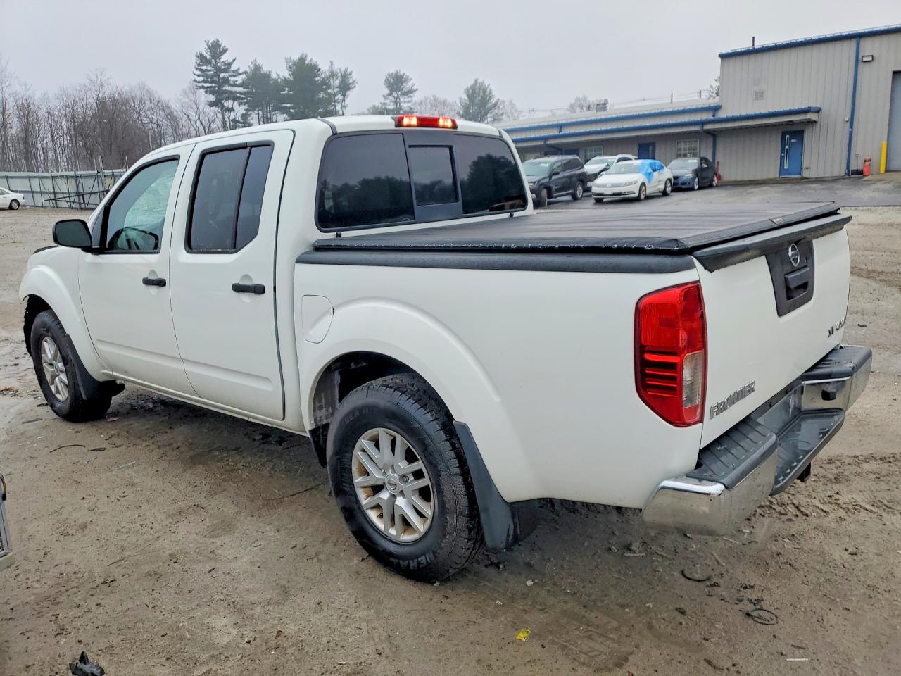 2019 NISSAN FRONTIER SV photo 3