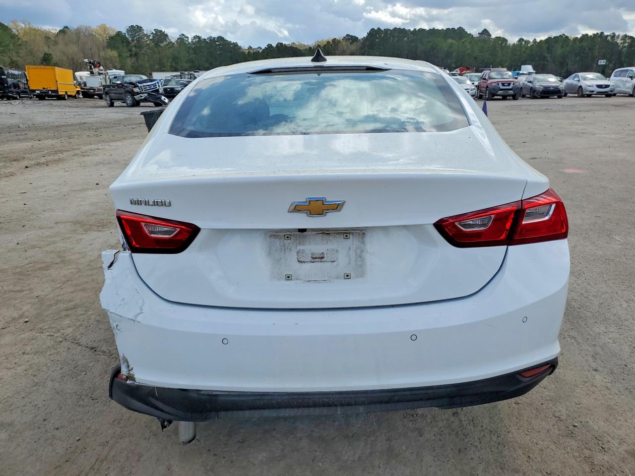 2021 CHEVROLET MALIBU LS photo 6