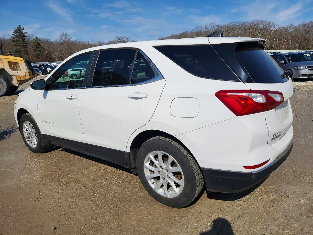 2021 CHEVROLET EQUINOX LT photo 3