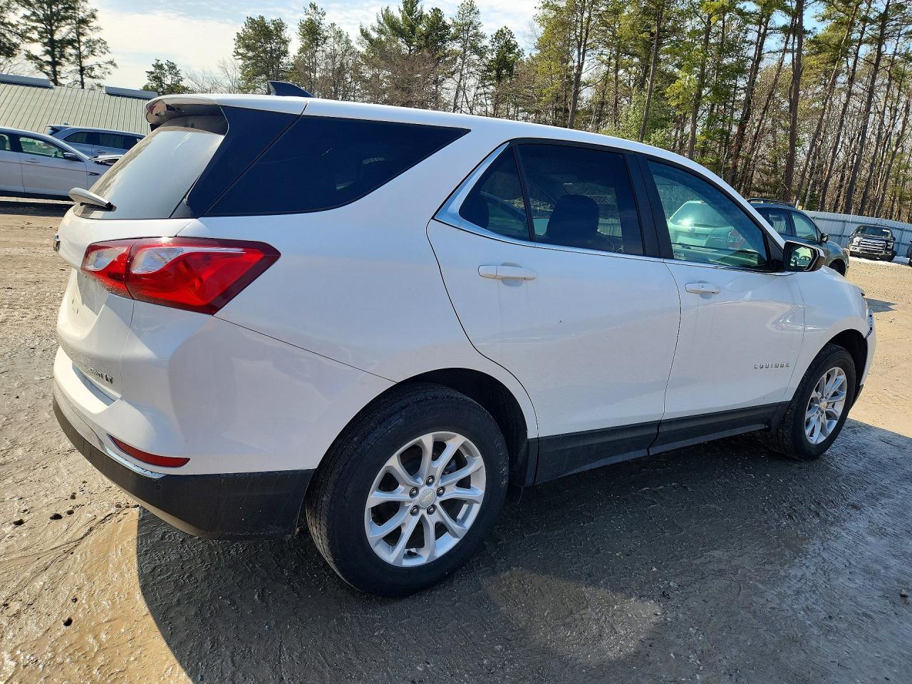 2021 CHEVROLET EQUINOX LT photo 5