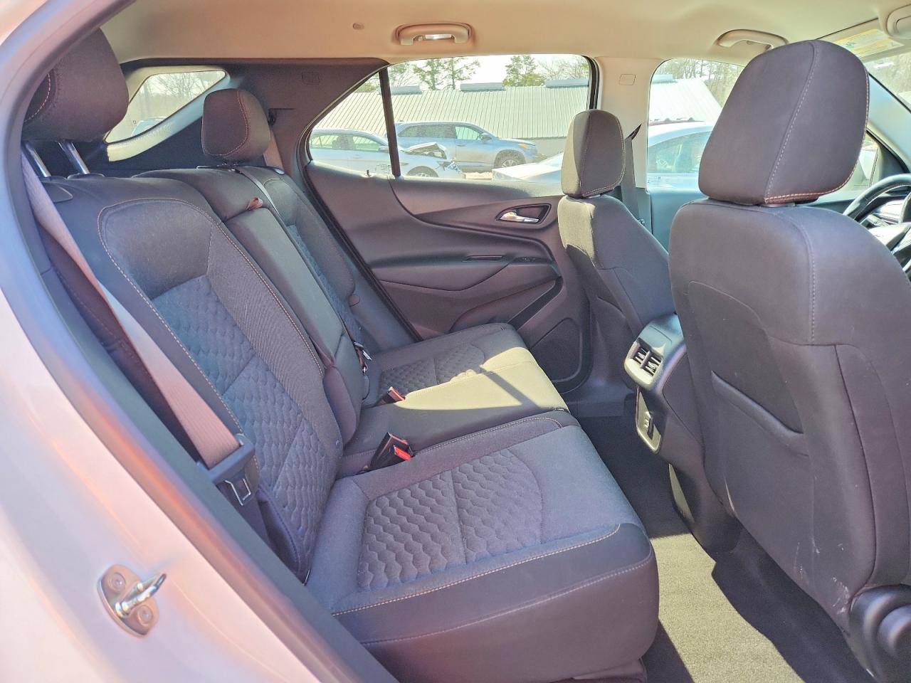 2021 CHEVROLET EQUINOX LT photo 21