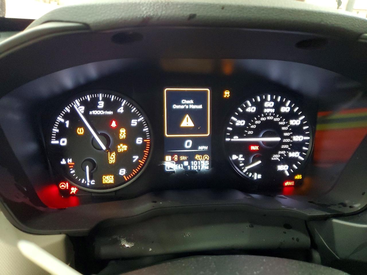 2025 SUBARU FORESTER photo 9