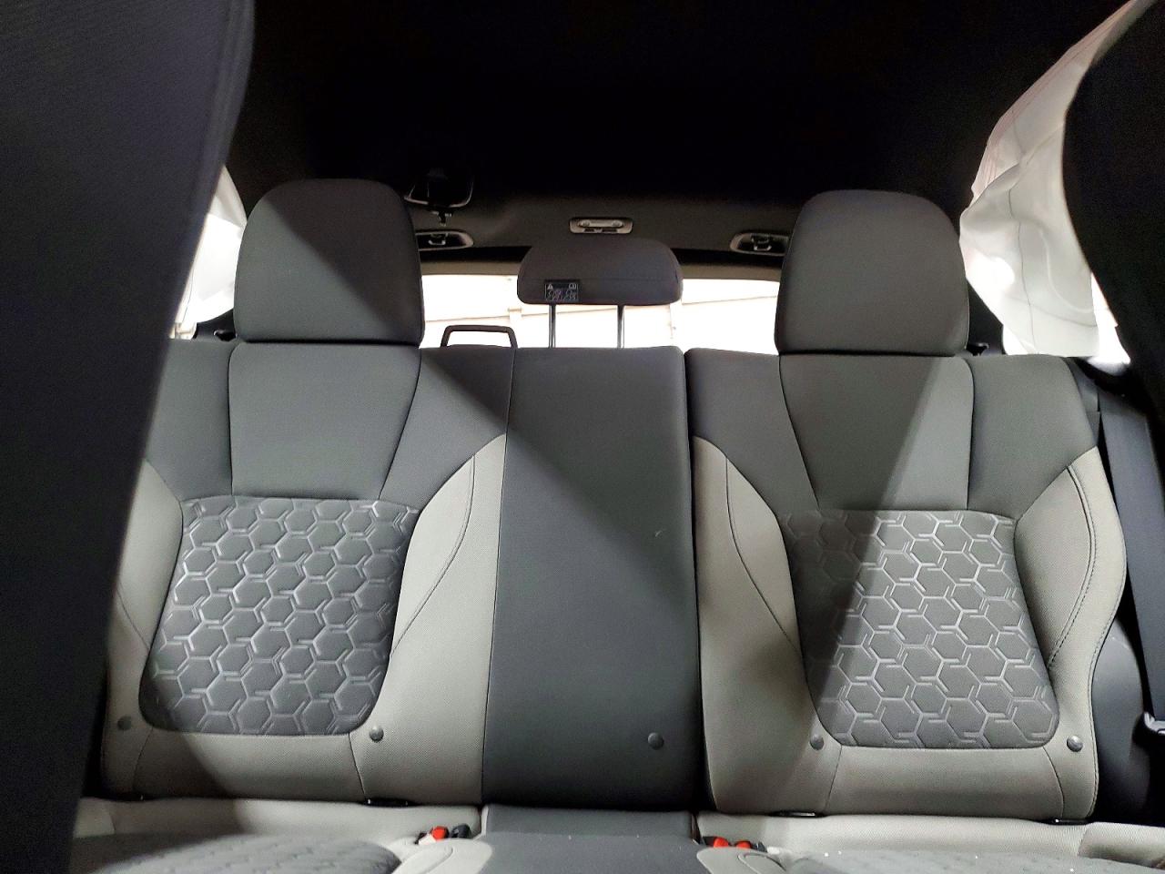 2025 SUBARU FORESTER photo 10