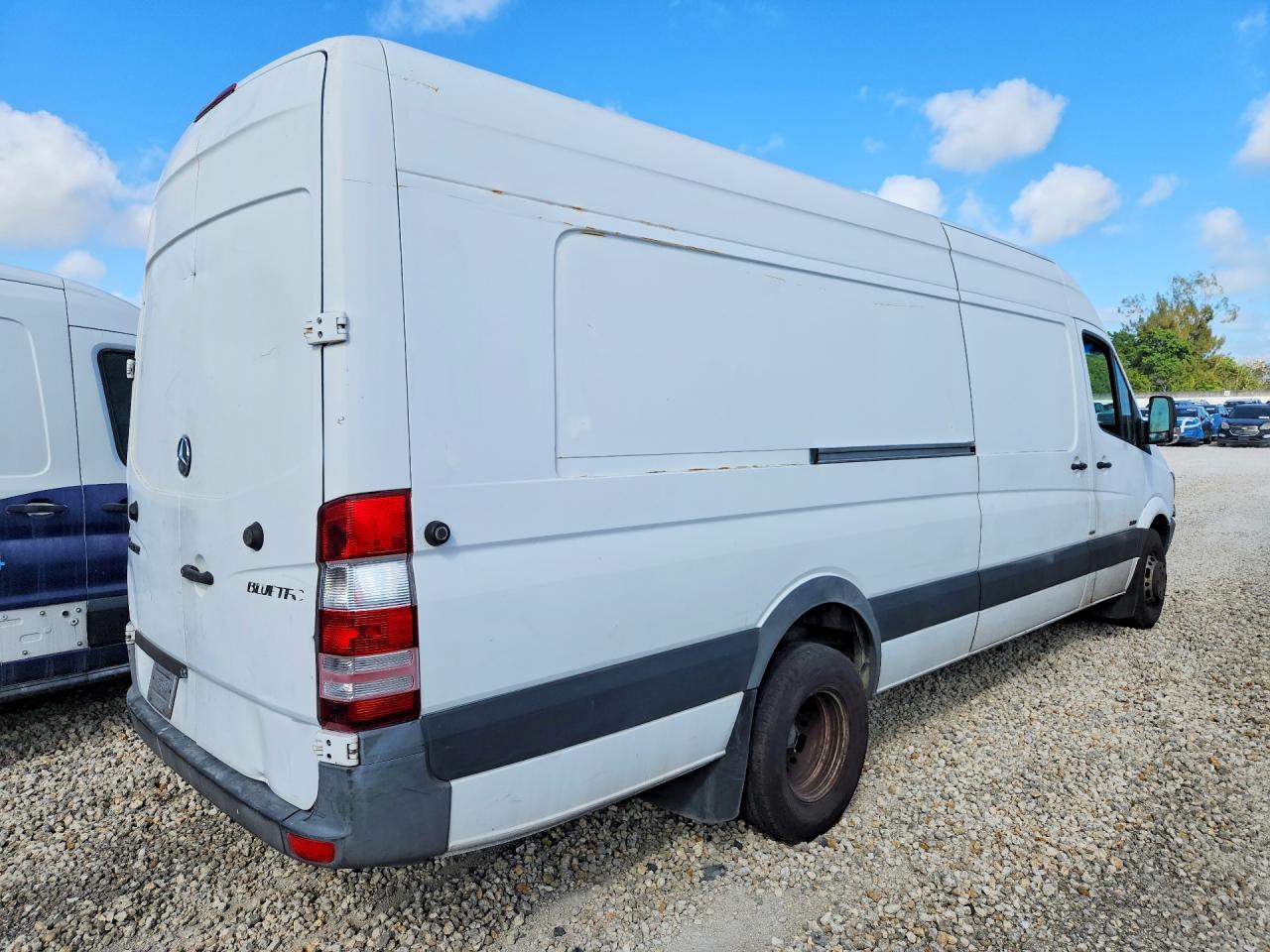 2012 MERCEDES-BENZ SPRINTER 3500 photo 3