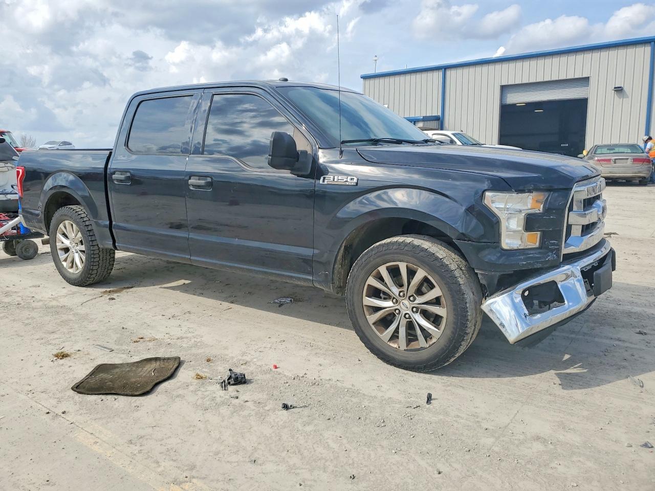 2017 FORD F150 SUPERCREW photo 4