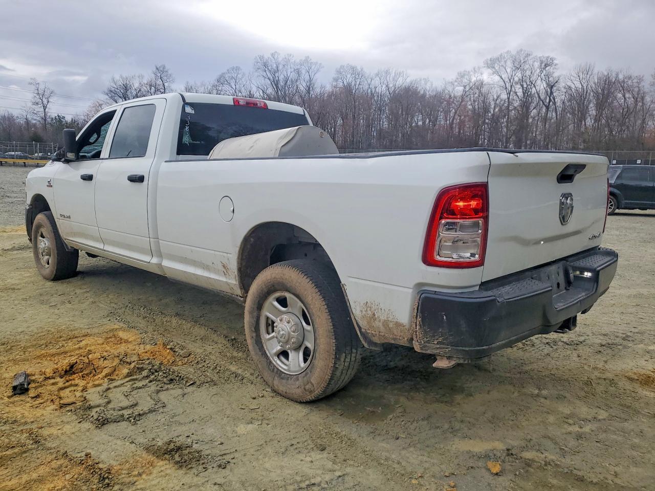 2022 RAM 3500 TRADESMAN photo 4