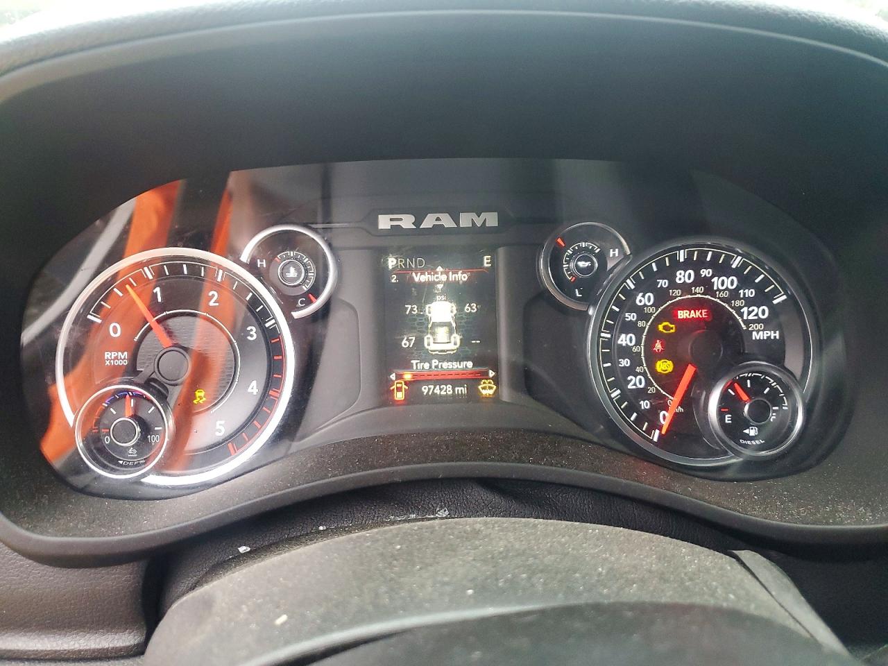 2022 RAM 3500 TRADESMAN photo 25