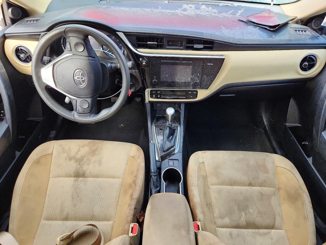 2017 TOYOTA COROLLA LE photo 22