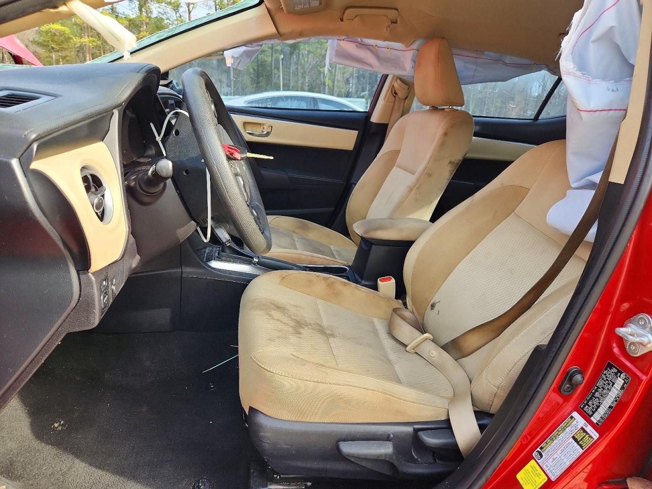 2017 TOYOTA COROLLA LE photo 19