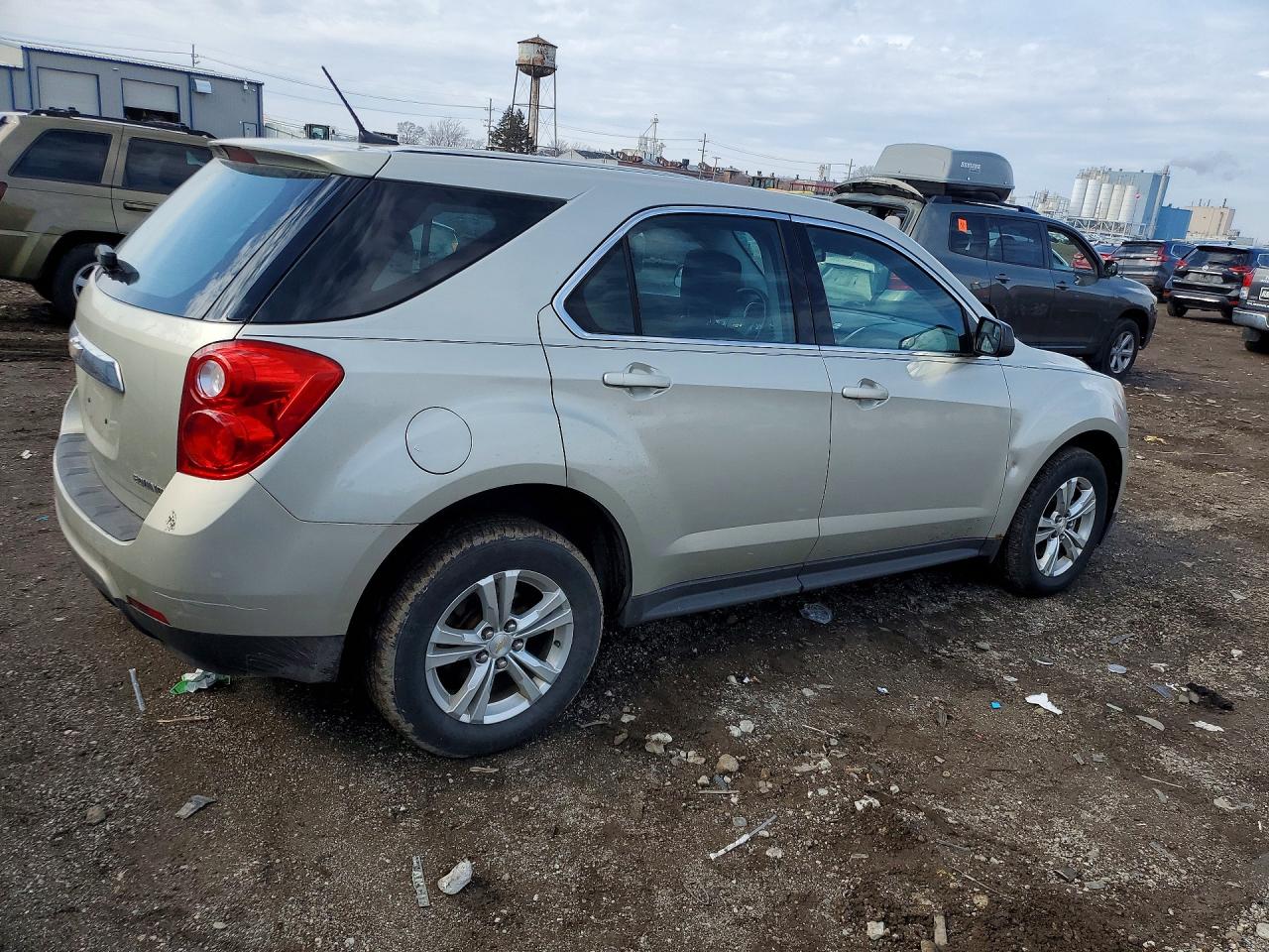 2014 CHEVROLET EQUINOX LS photo 3