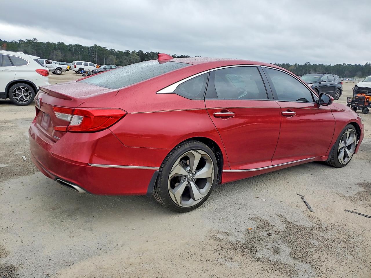 2018 HONDA ACCORD TOURING photo 5