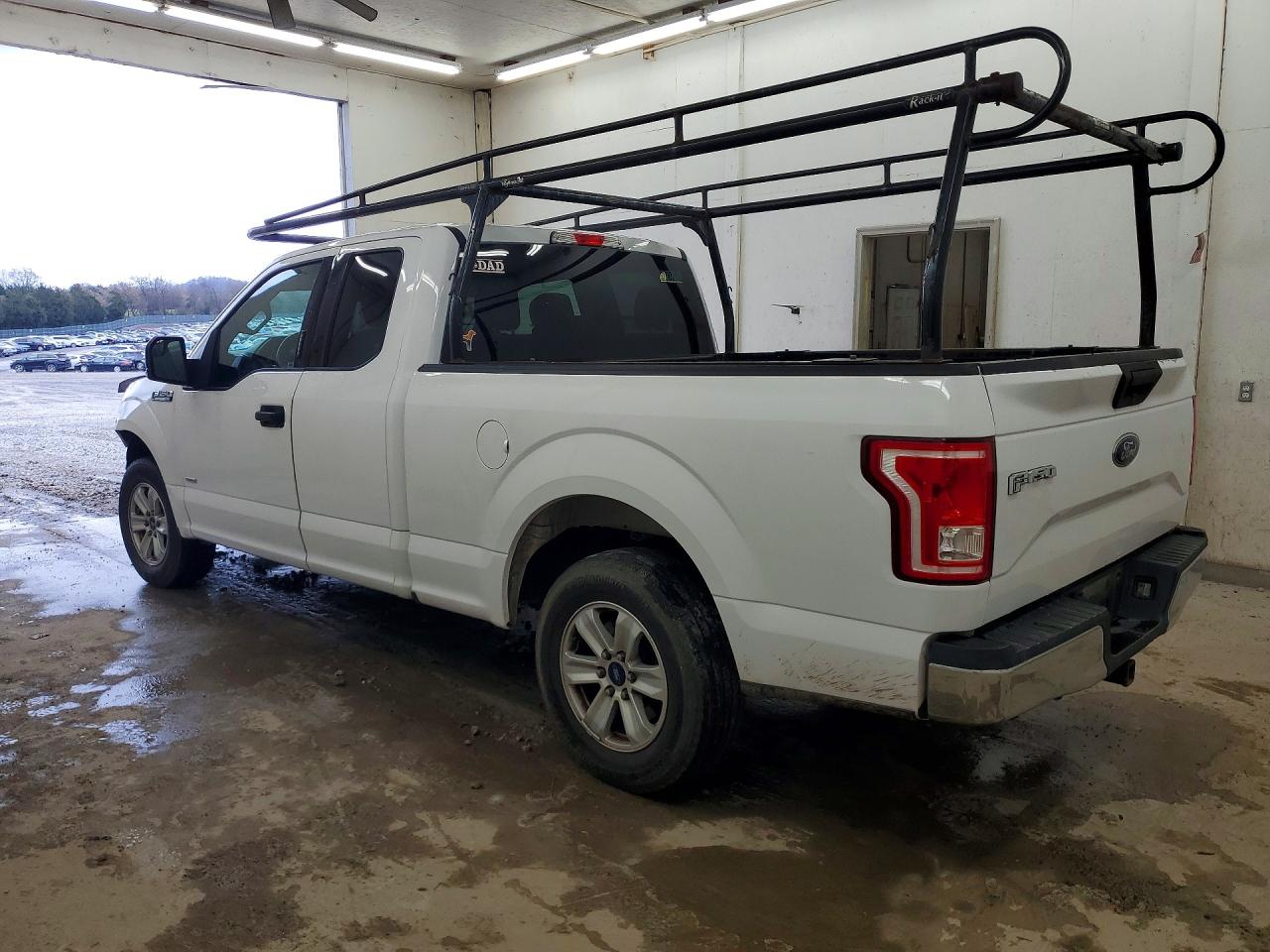 2017 FORD F150 SUPER CAB photo 2