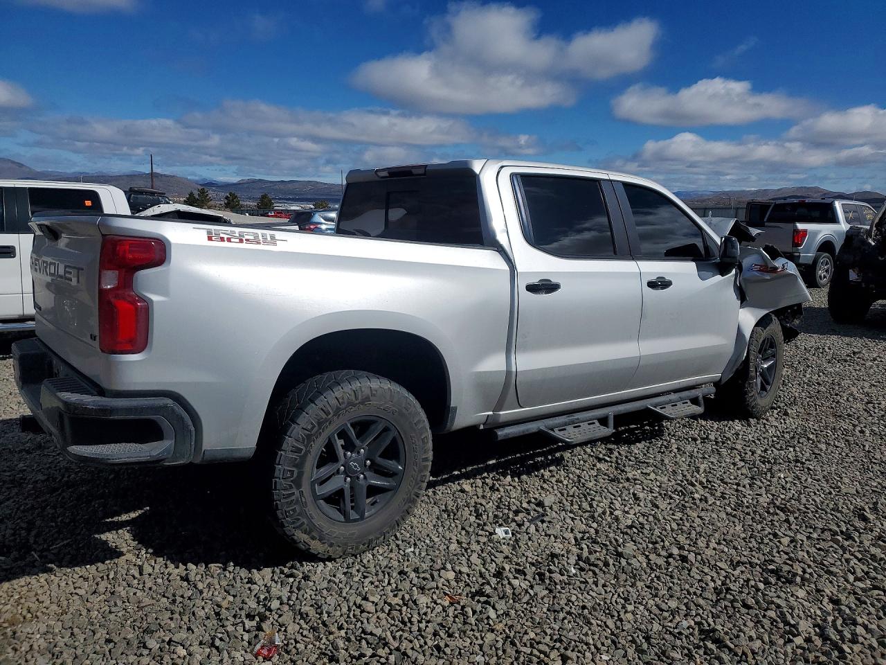2021 CHEVROLET SILVERADO K1500 LT TRAIL BOSS photo 5