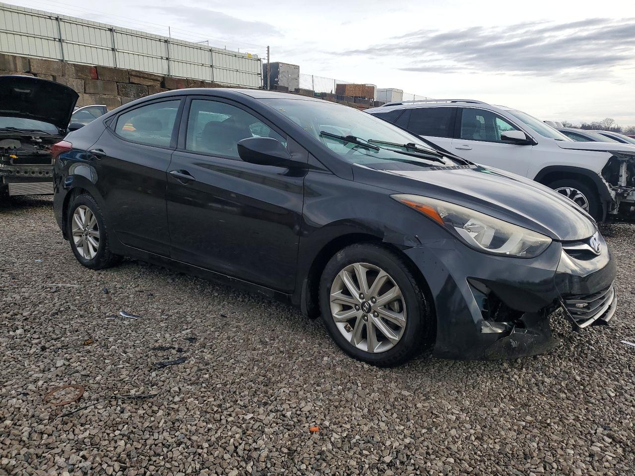 2015 HYUNDAI ELANTRA SE photo 7