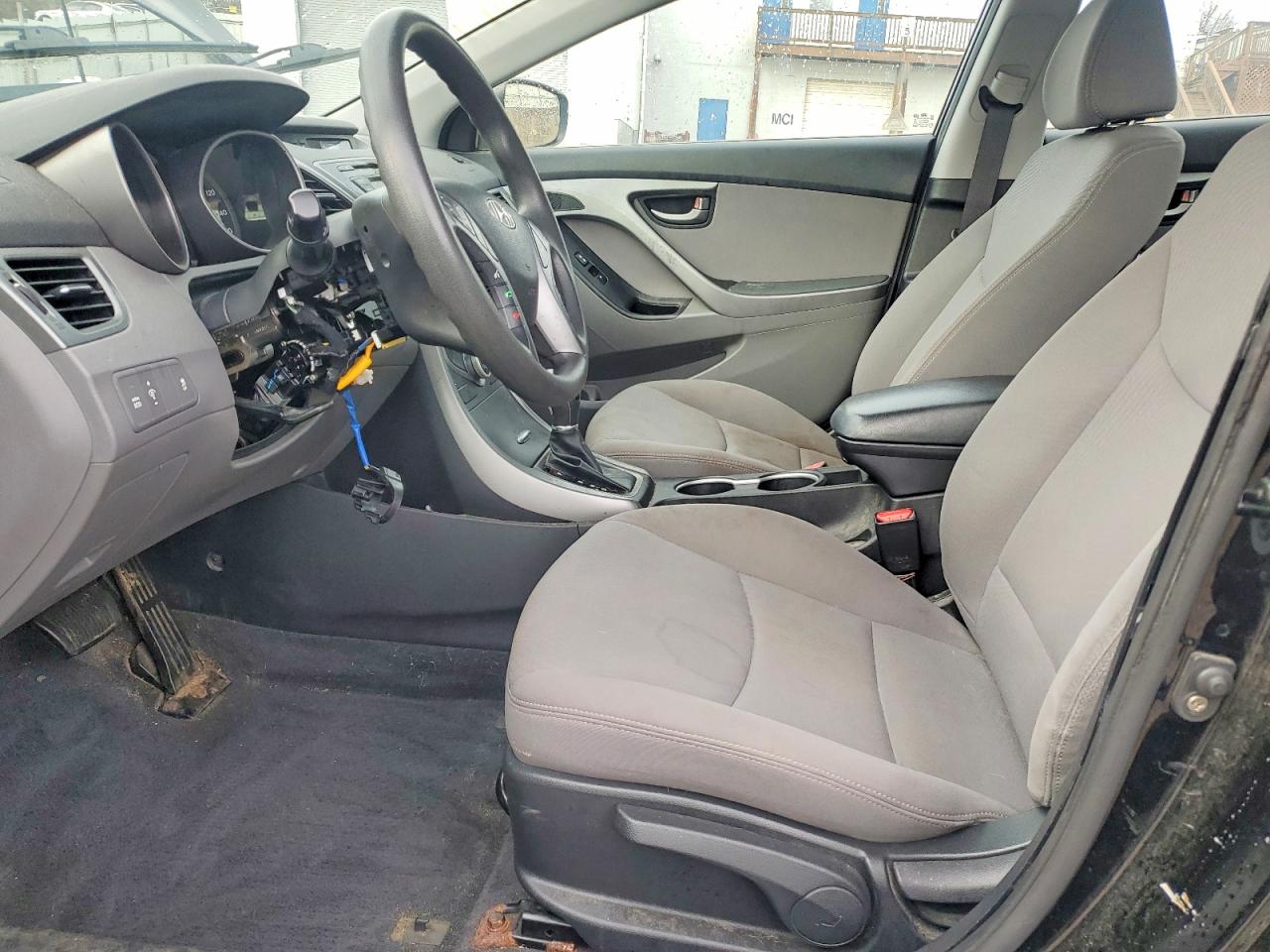 2015 HYUNDAI ELANTRA SE photo 13