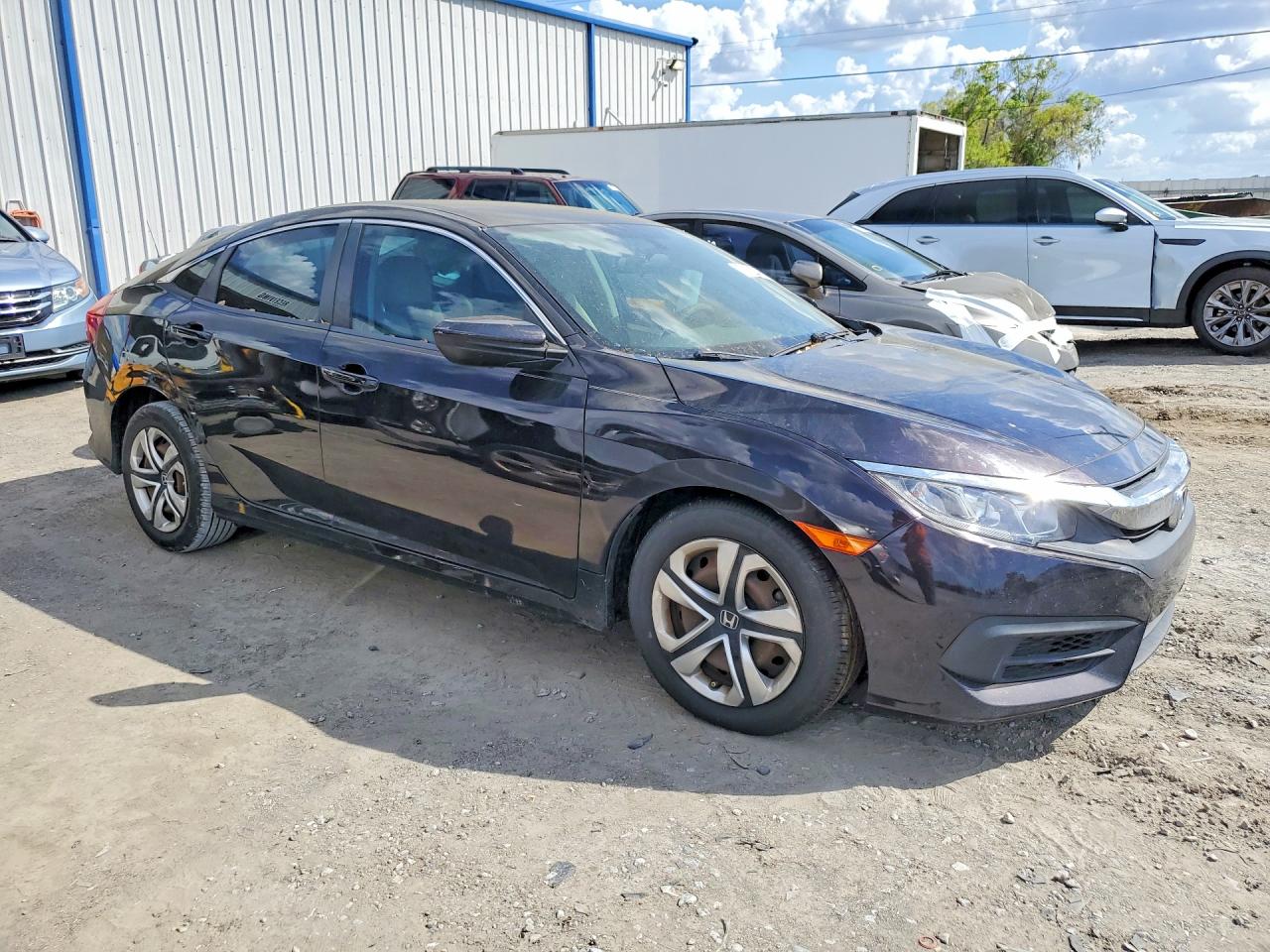 2016 HONDA CIVIC LX photo 4