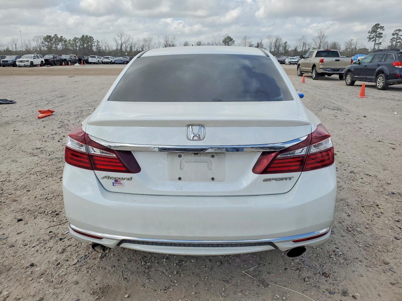 2017 HONDA ACCORD SPORT photo 16