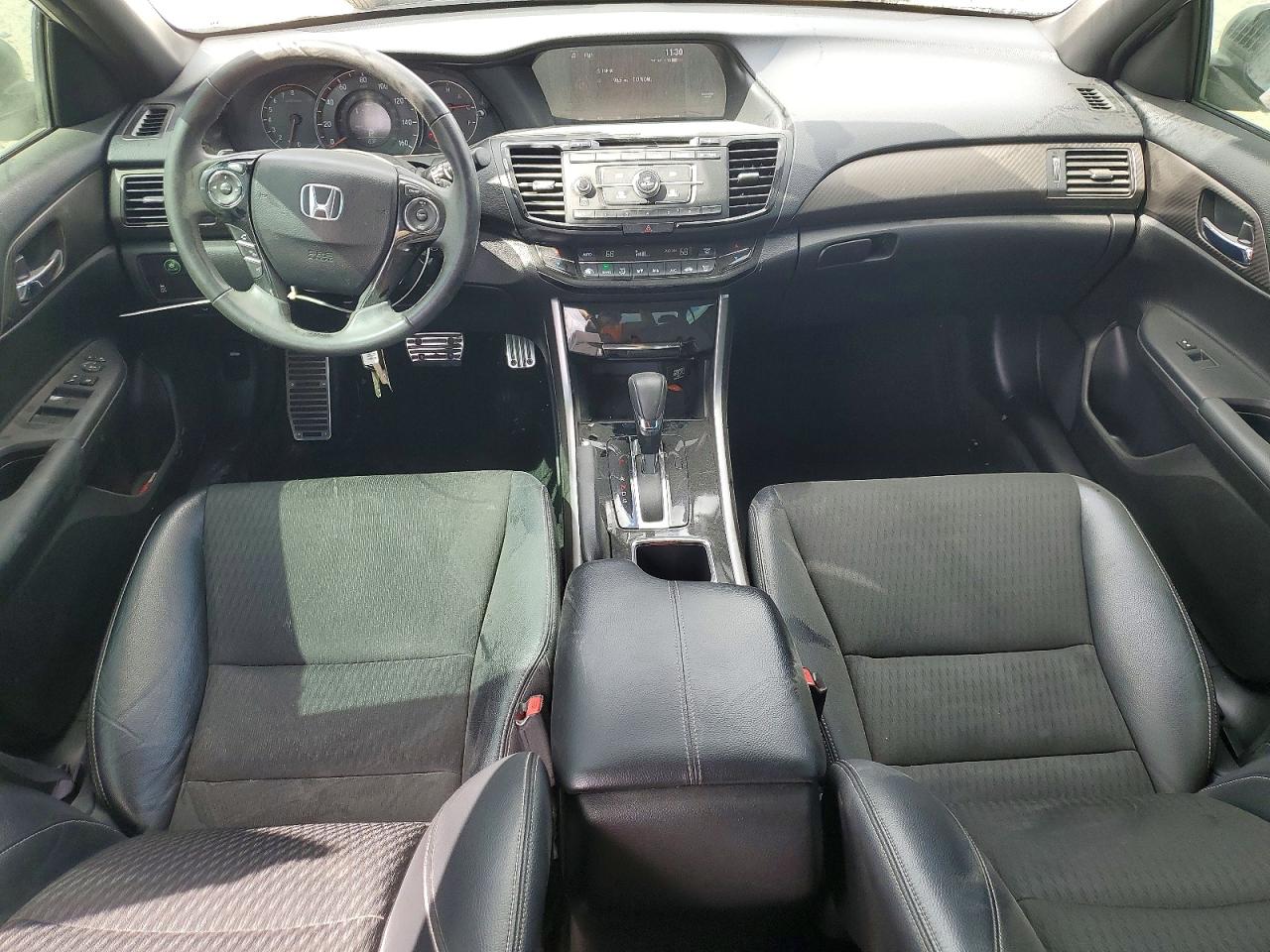 2017 HONDA ACCORD SPORT photo 22