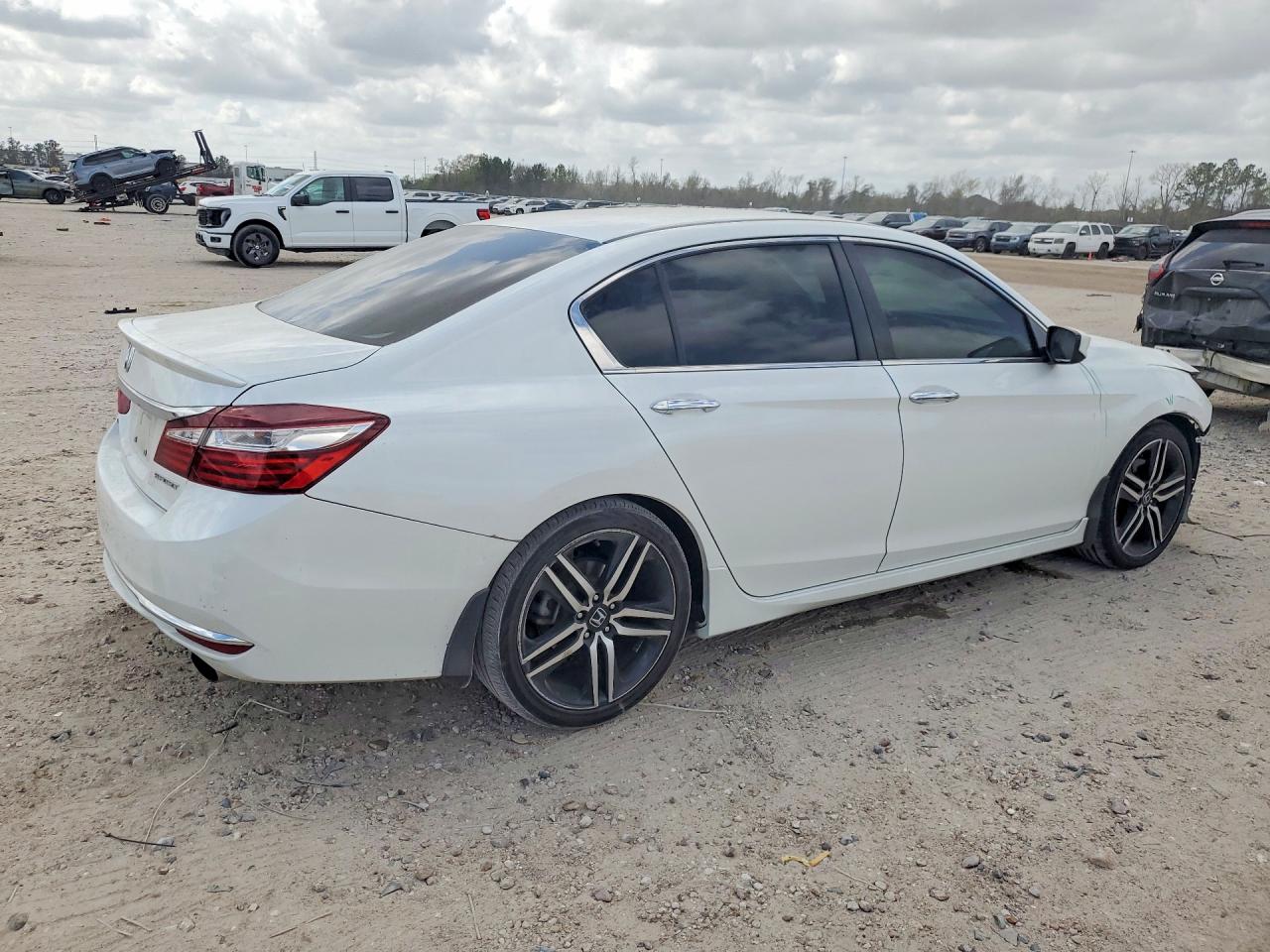 2017 HONDA ACCORD SPORT photo 7
