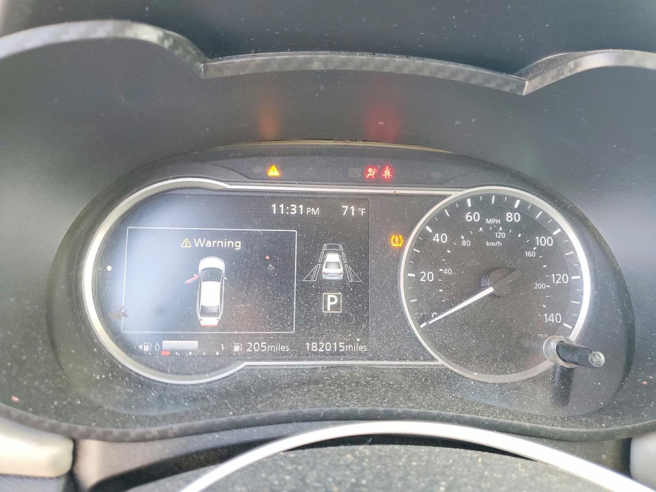 2020 NISSAN VERSA SV photo 17