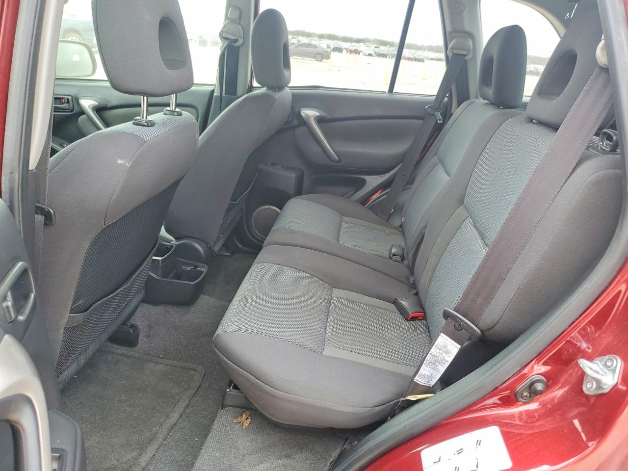 2005 TOYOTA RAV4 BASE photo 19