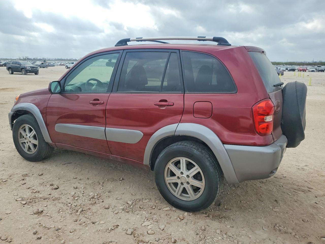 2005 TOYOTA RAV4 BASE photo 3