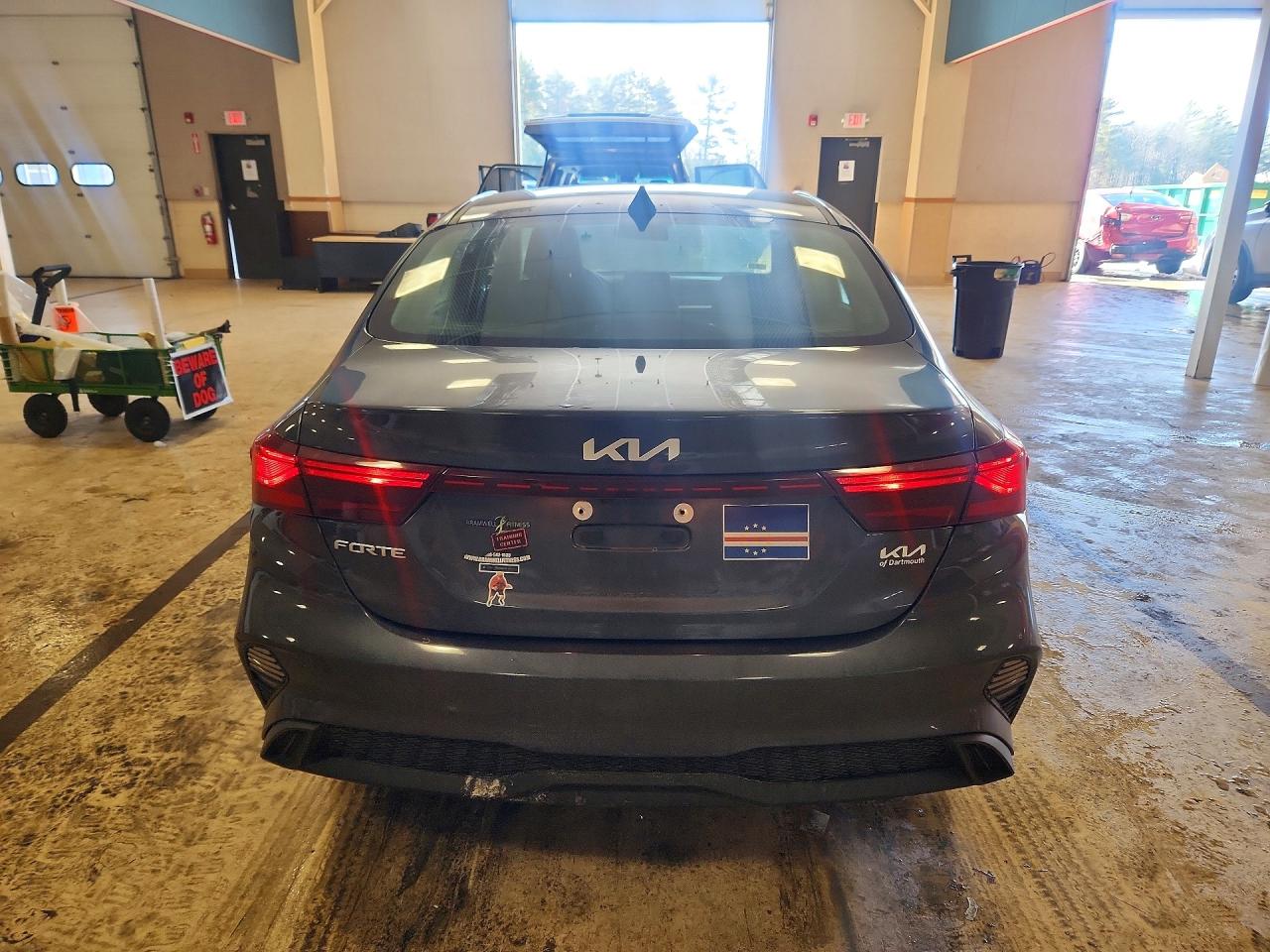 2023 KIA FORTE photo 16