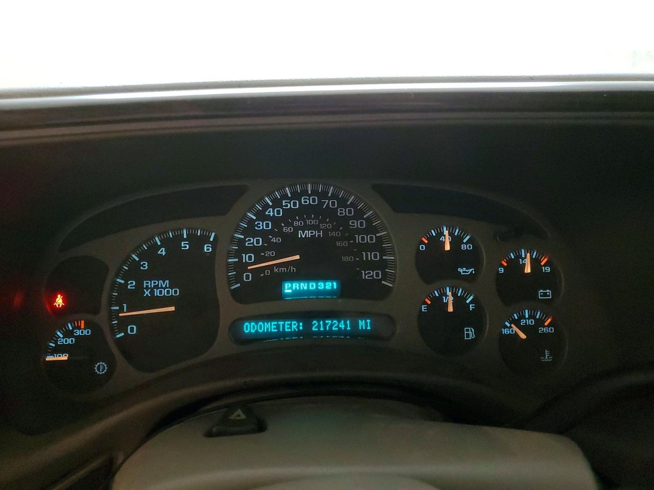 2004 GMC YUKON DENALI photo 9