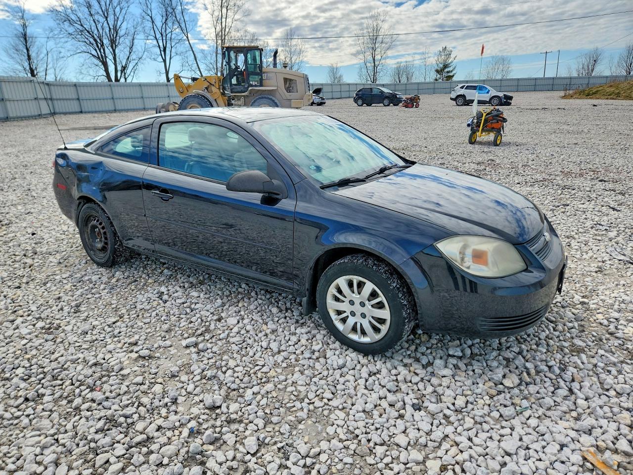 2010 CHEVROLET COBALT LS photo 4