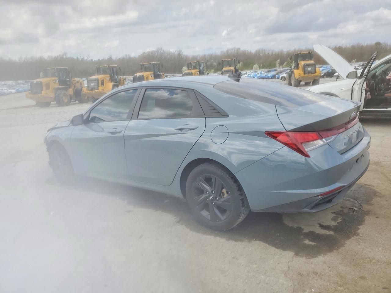 2022 HYUNDAI ELANTRA SEL photo 3