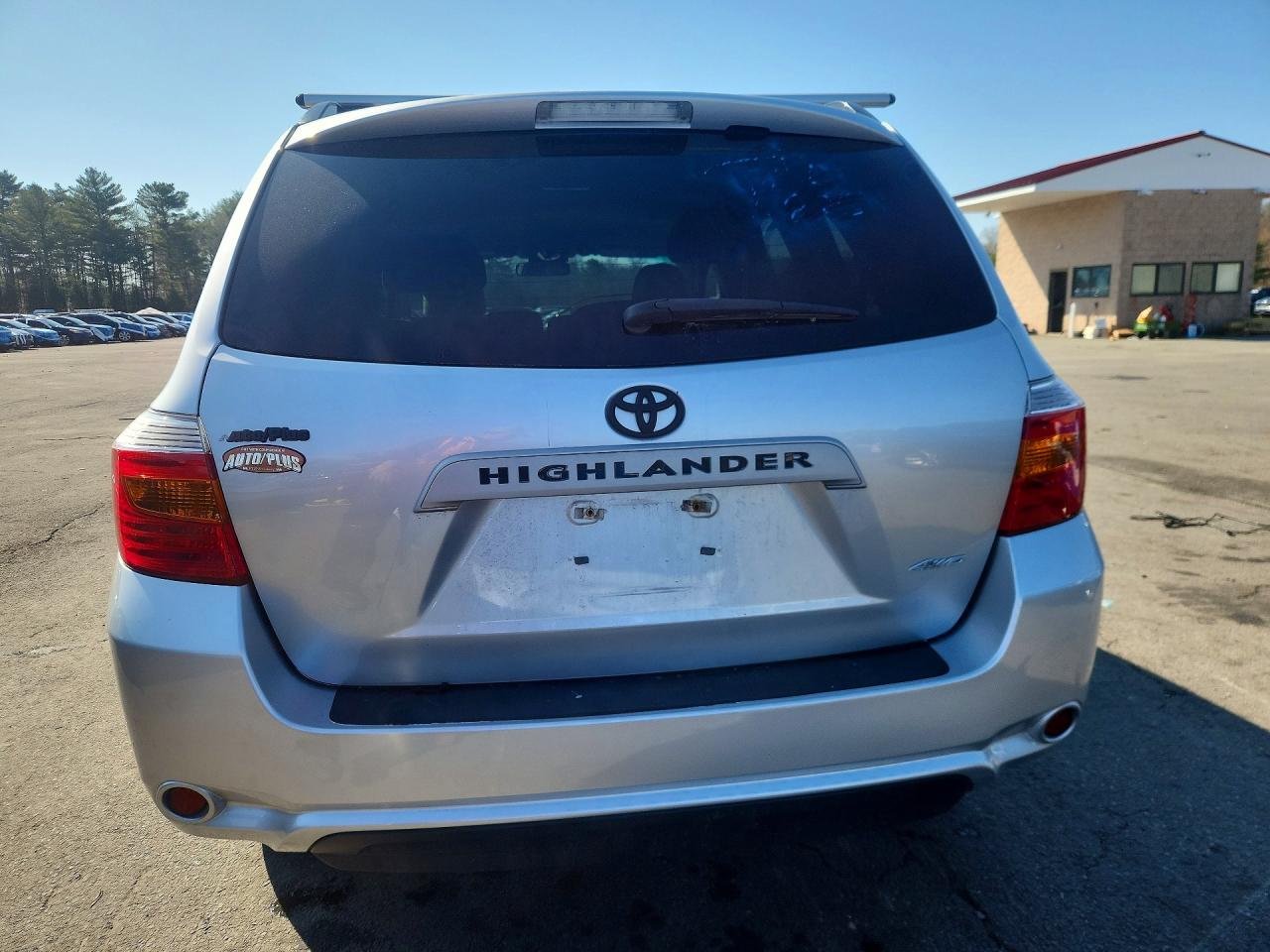 2010 TOYOTA HIGHLANDER BASE photo 11