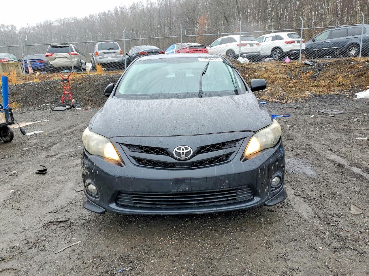 2011 TOYOTA COROLLA S photo 13