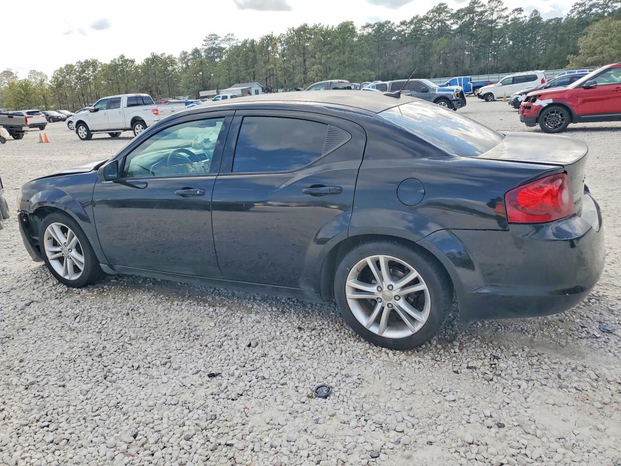 2014 DODGE AVENGER SE photo 2