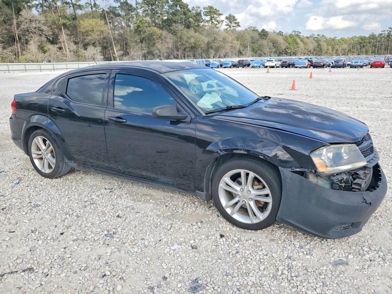 2014 DODGE AVENGER SE photo 4