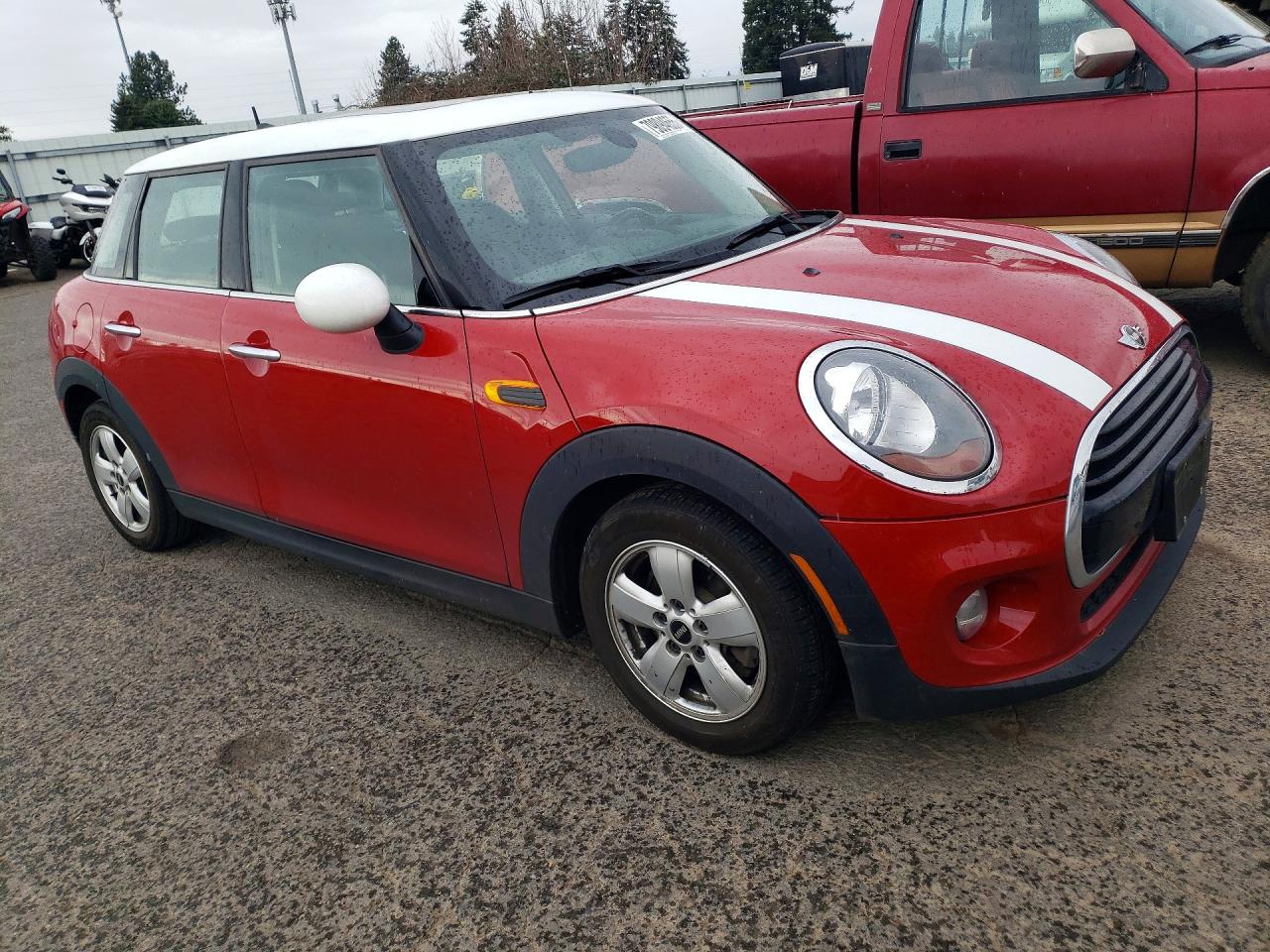 2017 MINI COOPER photo 4