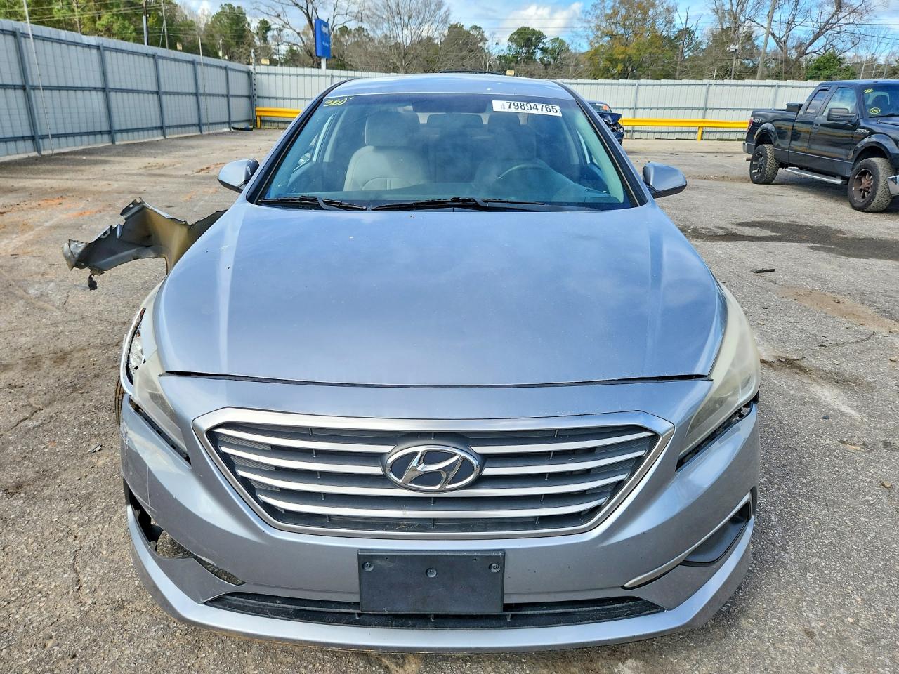 2017 HYUNDAI SONATA BASE photo 9