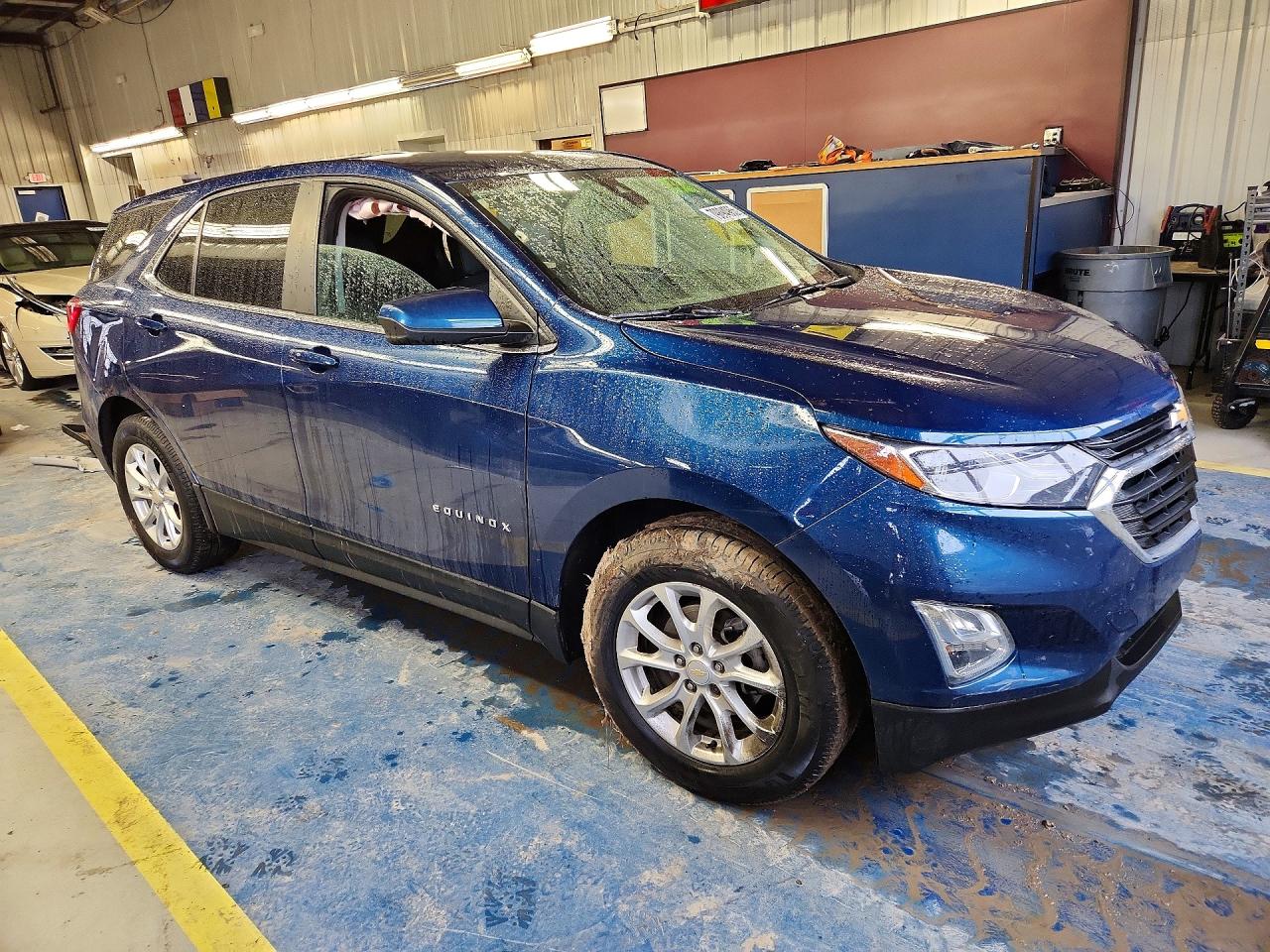 2021 CHEVROLET EQUINOX LT photo 4
