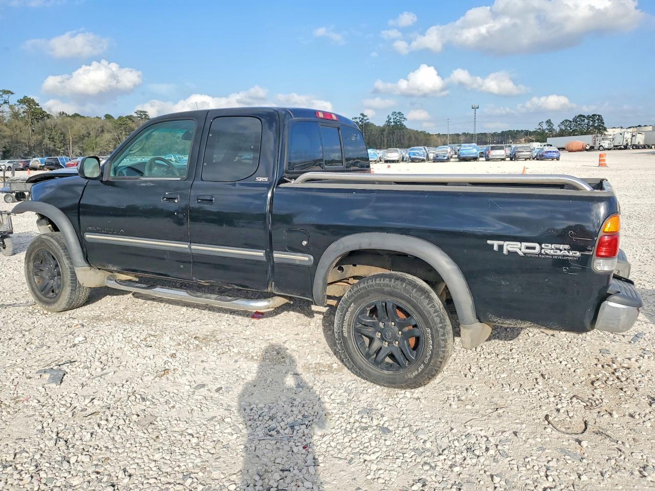 2002 TOYOTA TUNDRA SR5 V8 photo 3
