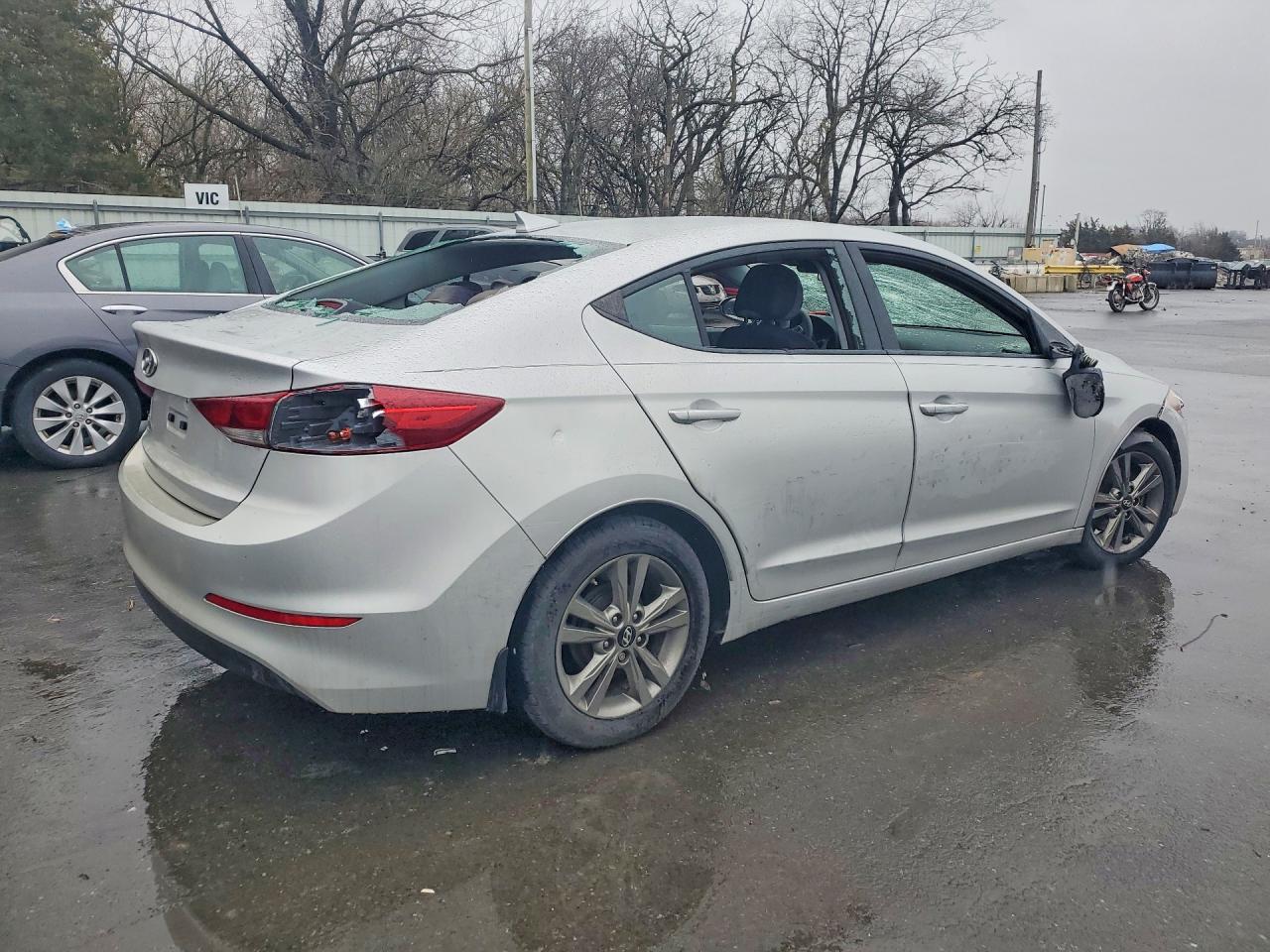 2017 HYUNDAI ELANTRA SE photo 5
