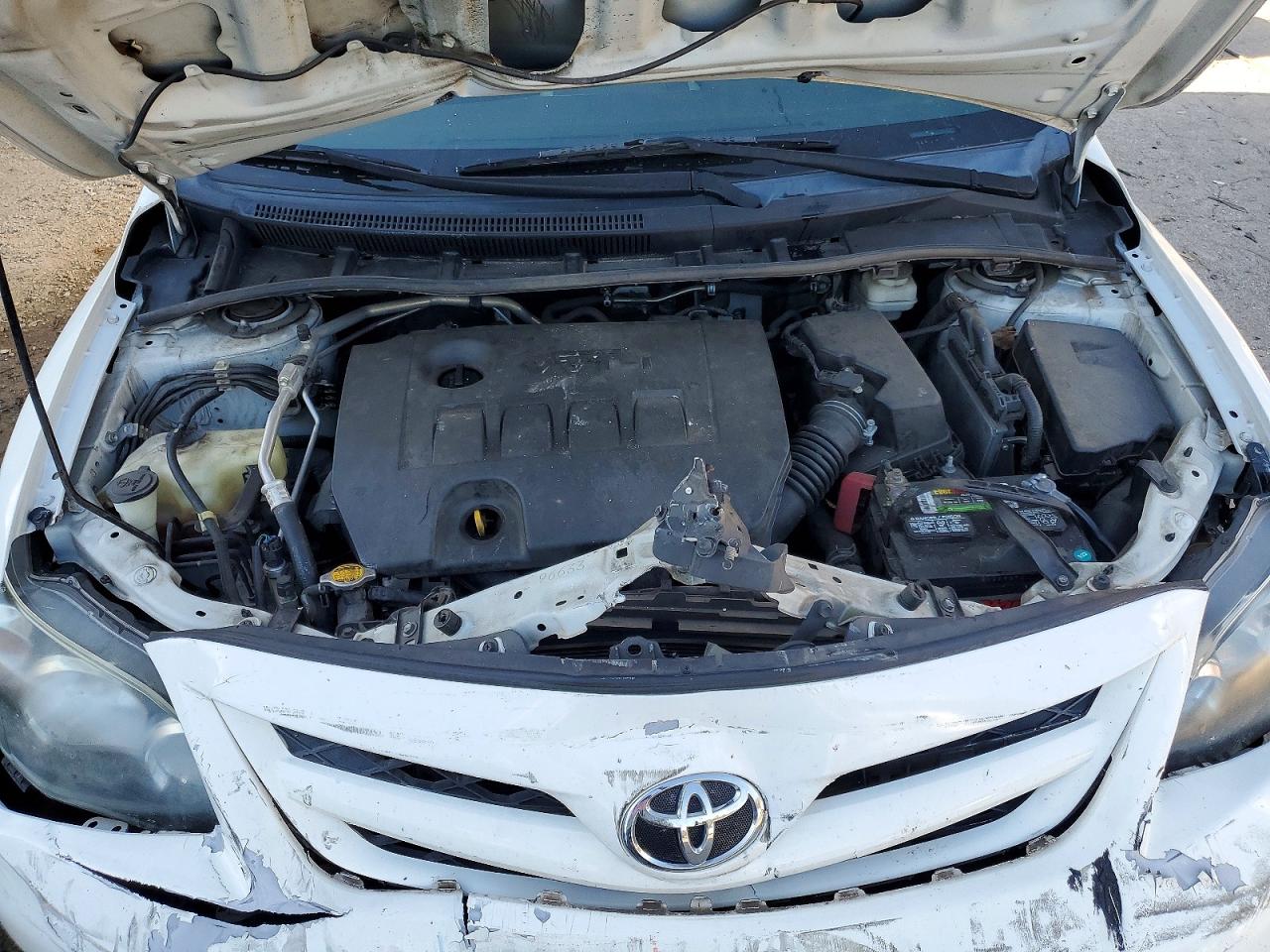 2013 TOYOTA COROLLA S photo 21