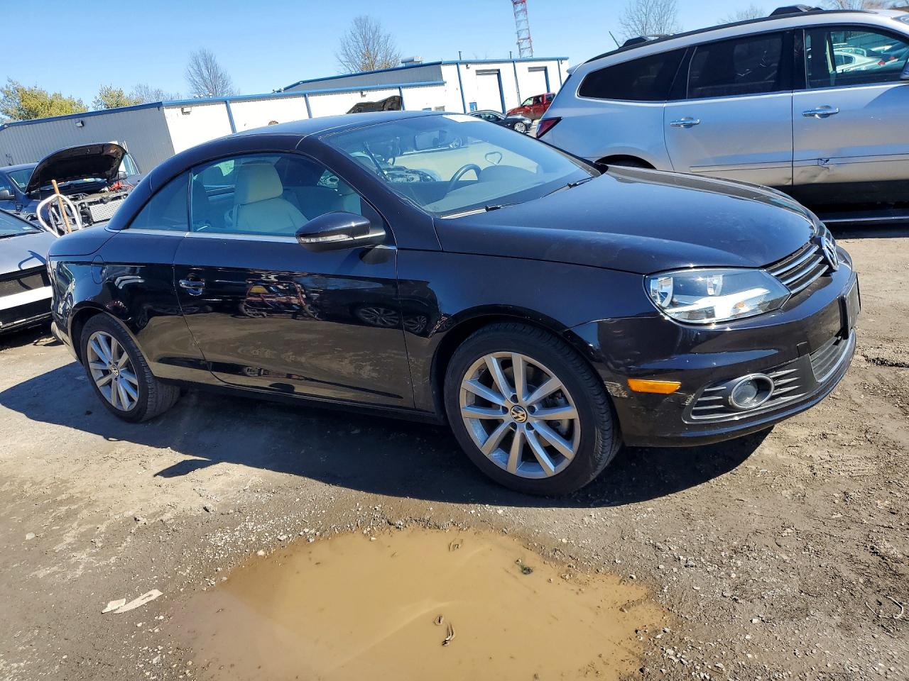 2016 VOLKSWAGEN EOS KOMFORT photo 4
