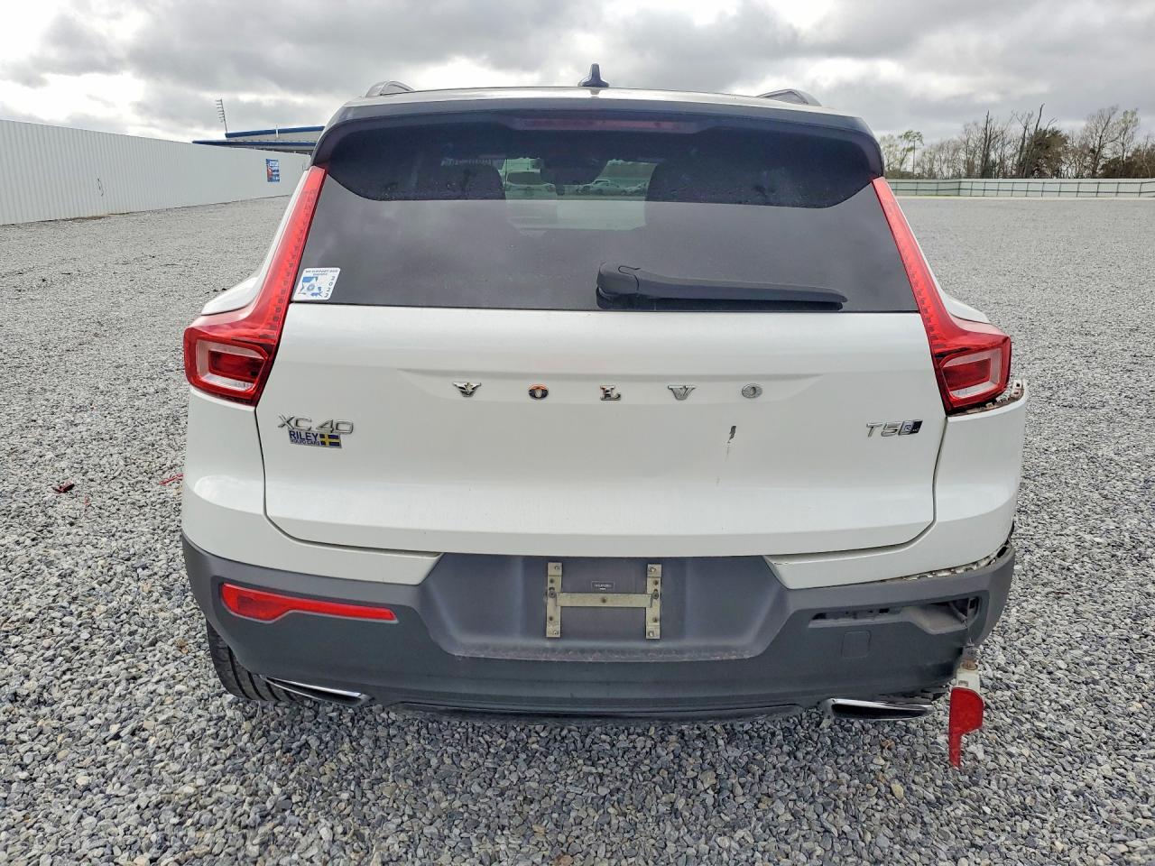 2019 VOLVO XC40 T5 R-DESIGN photo 11
