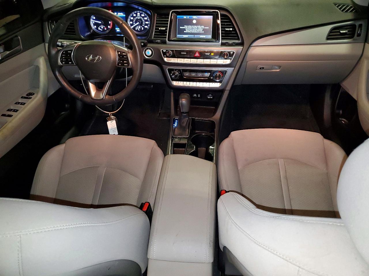 2018 HYUNDAI SONATA SEL photo 15