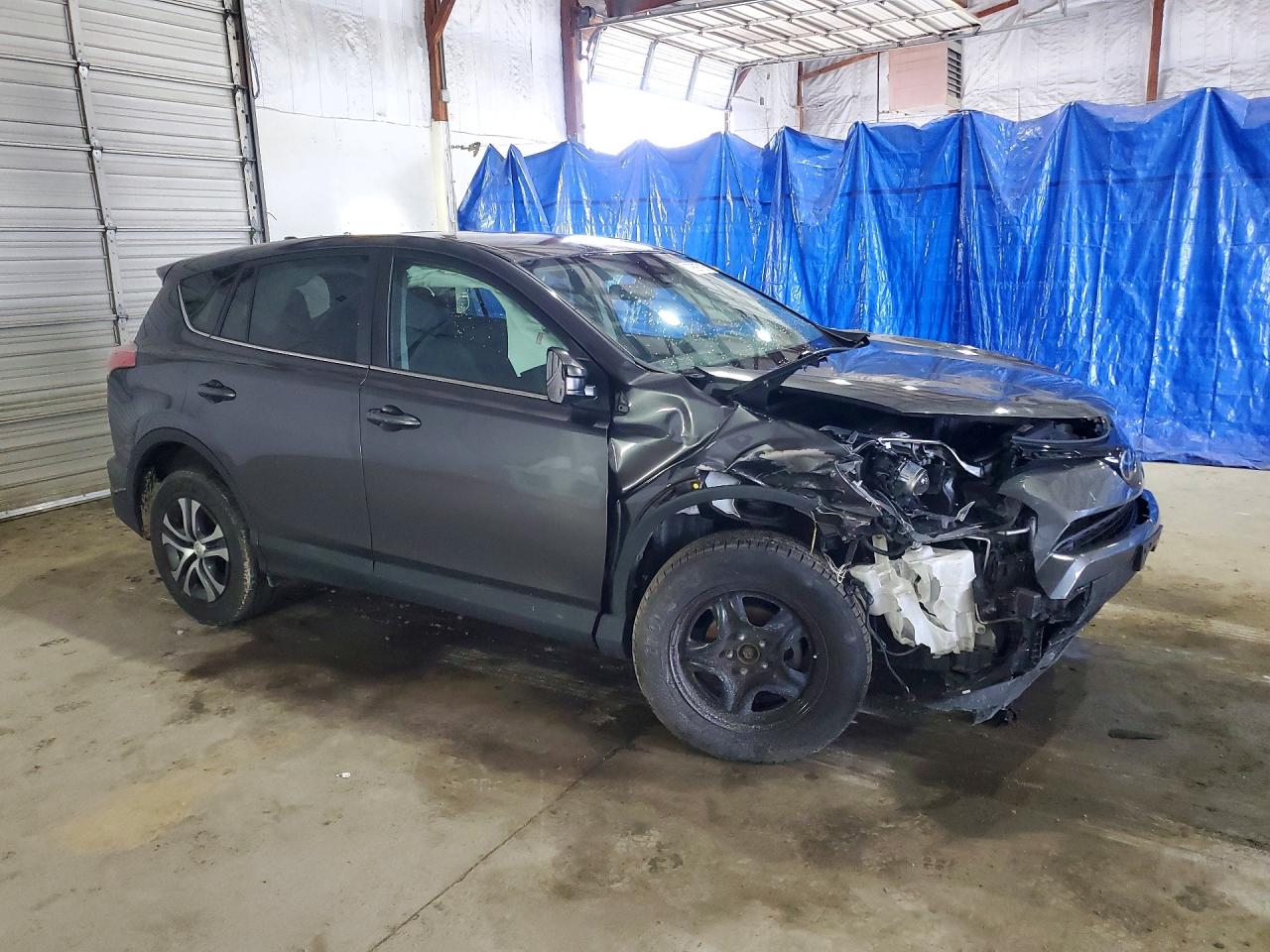 2018 TOYOTA RAV4 LE photo 10