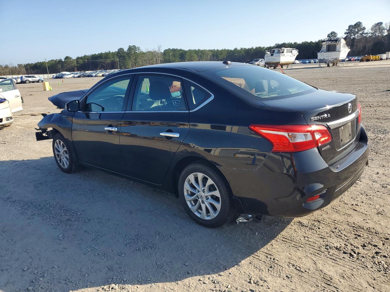 2018 NISSAN SENTRA SV photo 3